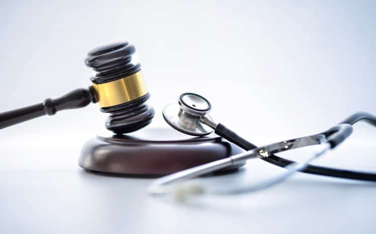 What is the Role of a Medical Malpractice Lawyer in Your Case?